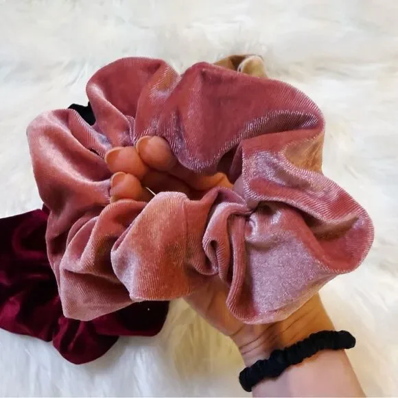 ʜᴀɪʀ ᴀᴄᴄᴇꜱꜱᴏʀʏ ʙᴜɴᴅʟᴇ ᴡɪᴛʜ ᴠᴇʟᴠᴇᴛ ꜱᴄʀᴜɴᴄʜɪᴇꜱ ᴀɴᴅ ʙᴇᴀᴅᴇᴅ ʜᴇᴀᴅʙᴀɴᴅ ꜱᴇᴛ - Picture 12 of 12